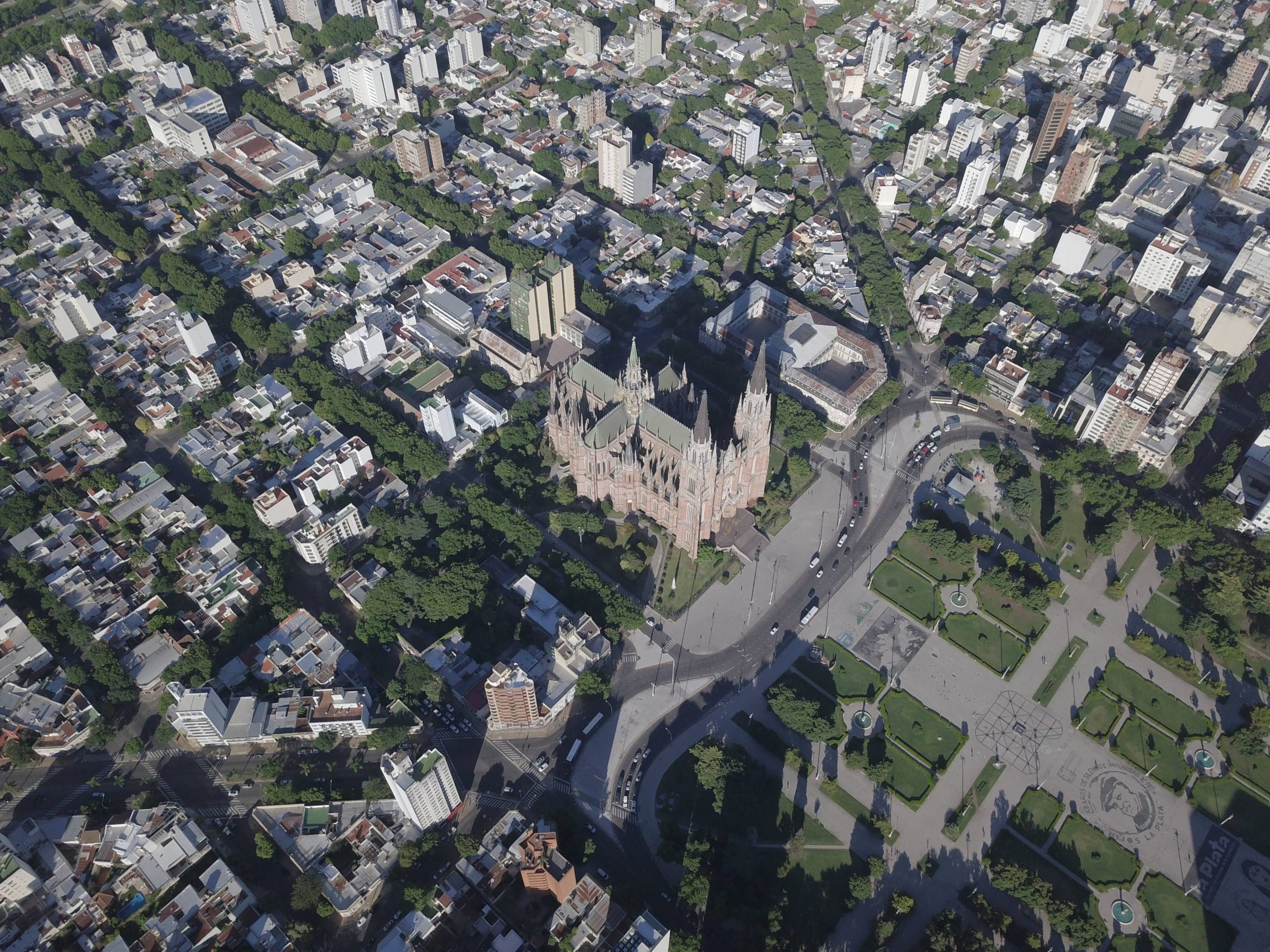 LOS SÍMBOLOS OCULTOS DE LA PLATA: UNA CIUDAD LLENA DE MISTERIOS PARA DESCUBRIR A SÓLO UNOS KILÓMETROS DE BUENOS AIRES